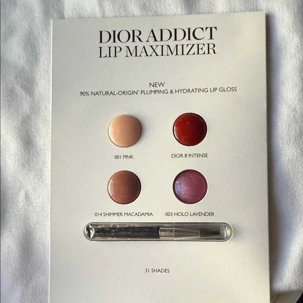 Dior Prestige and Capture Skincare Set in Gold and White - Picture 10 of 10